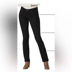 Lee Women's Legendary Mid Rise Bootcut Black Jean Size: 6 Short NEW